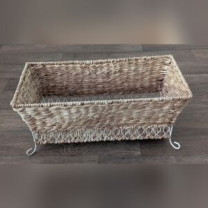 Vintage Wicker White Wire Plant Stand Windowsill Basket